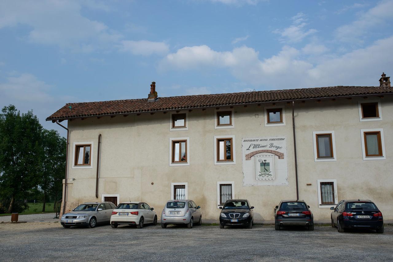 Hotel Ultimo Borgo Settimo Torinese Exterior foto